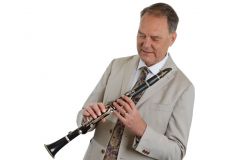 Frank met klarinet, 2024.jpg